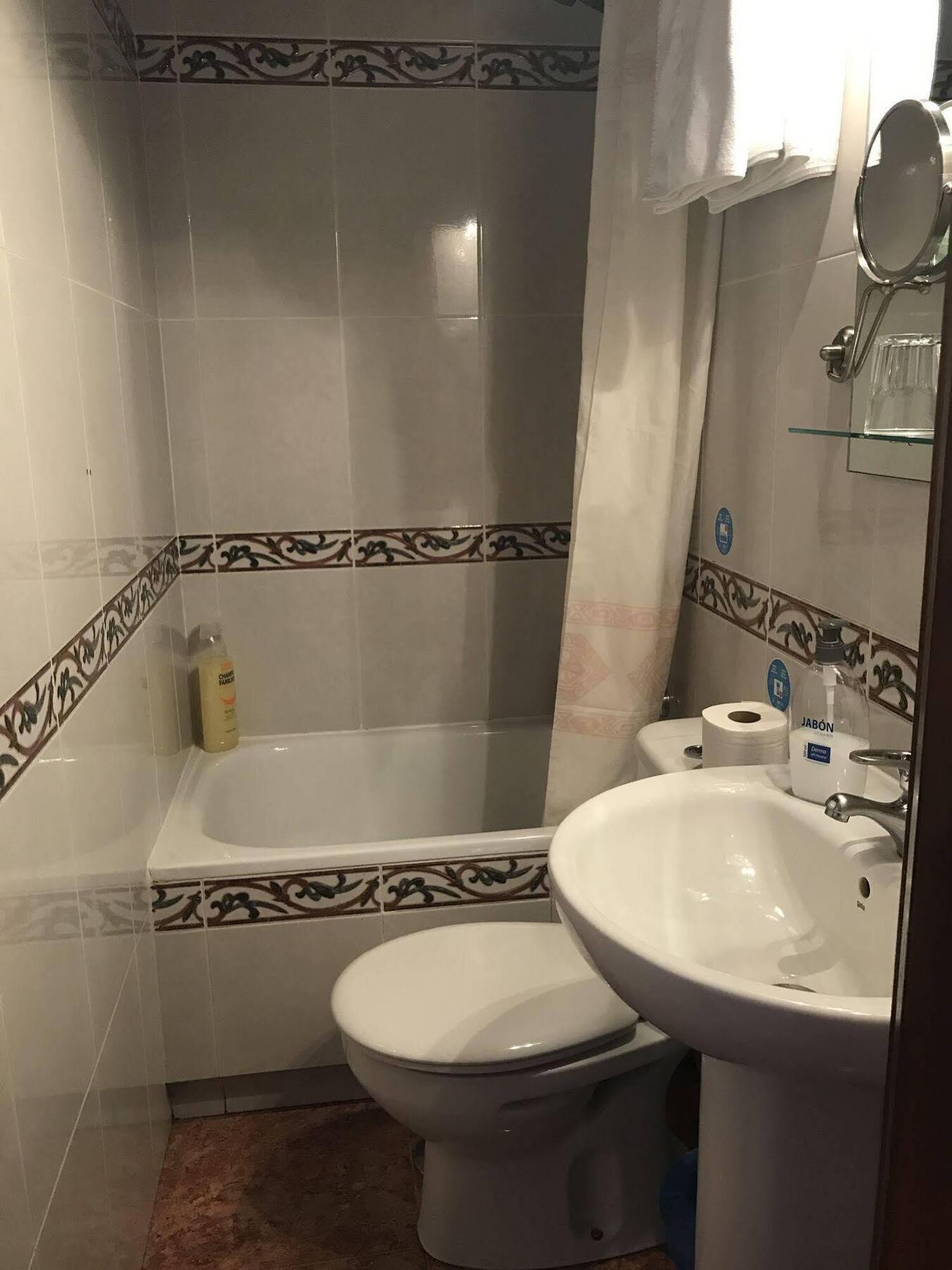 Madrid Playa Rooms Екстериор снимка